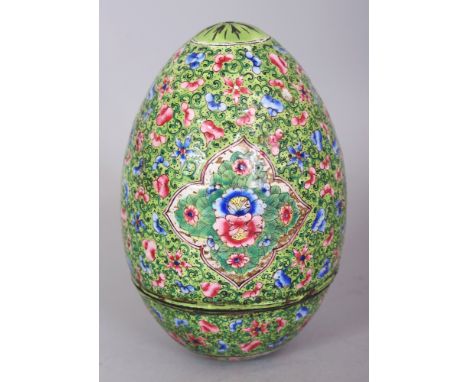 AN UNUSUAL 19TH CENTURY CHINESE CANTON ENAMEL EGG-FORM BOX & COVER, the sides decorated with quatrefoil foliate panels reserv