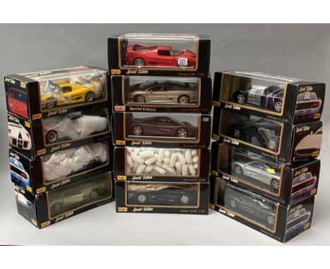 13 assorted Maisto 1/18 scale diecast model cars. All boxed.&nbsp;