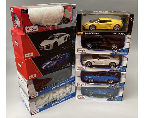 10 assorted Maisto 1/18 scale diecast model cars. All boxed.