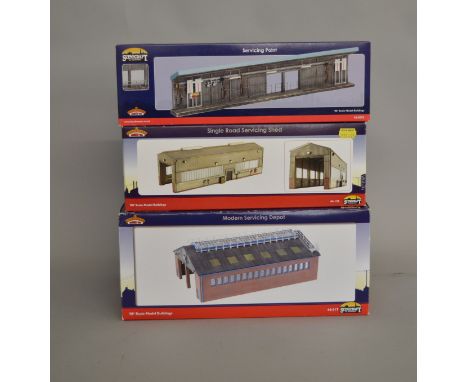 OO Gauge: 3 boxed Servicing buildings from the Bachmann 'Scenecraft' range including 44-017 Modern Servicing depot, 44-0053 S