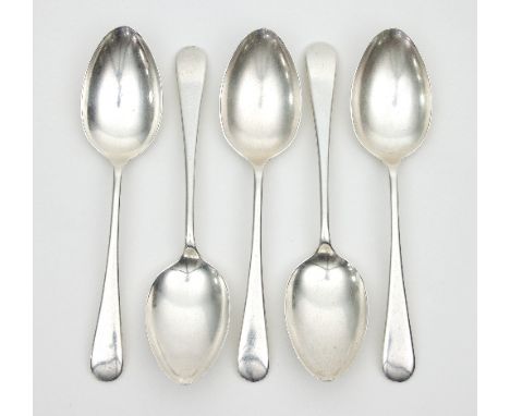 A set of five old English pattern silver dessert spoons, Sheffield 1934, approximately 280gm Condition Report: Lot 426:
Bowls