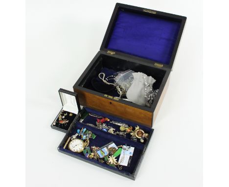 A wooden jewellery box with lift-out tray, 27.5cm wide and a quantity of costume jewellery including ear studs, necklaces, en