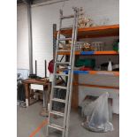 Aluminium double extension ladder