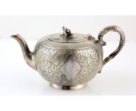 Victorian bachelor's silver teapot, by Goldsmiths' Alliance Ltd, London 1890, the body decorated with birds and dragonflies a