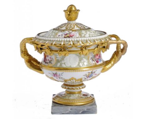 A CHAMBERLAIN WORCESTER WARWICK VASE SHAPED DESSERT TUREEN AND COVER, 1811-C1820  moulded with roses, thistles and shamrocks,