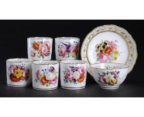 FIVE GRAINGER WORCESTER COFFEE CANS AND A TEACUP AND SAUCER, C1820 of Broseley shape, saucer 14.5cm diam, pattern 834++Attrac