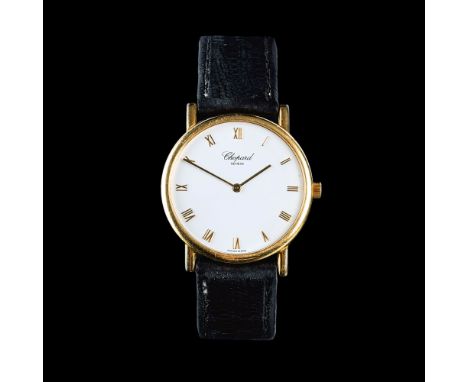 Chopard. Herren-Armbanduhr Classique. 1990er. 18 kt. GG, gest. Handaufzug. Weißes Zifferblatt, röm. Goldziffern und Zentralze
