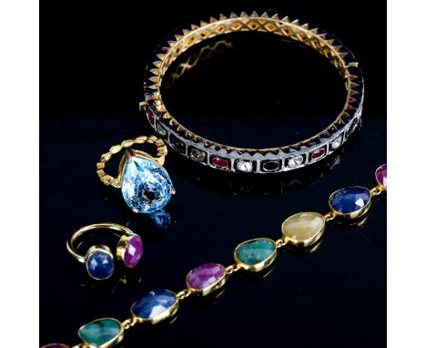 Various modern jewellery, including gem set hinged bangle, pear-cut topaz ring, and matching rose-cut gem set bracelet and ri