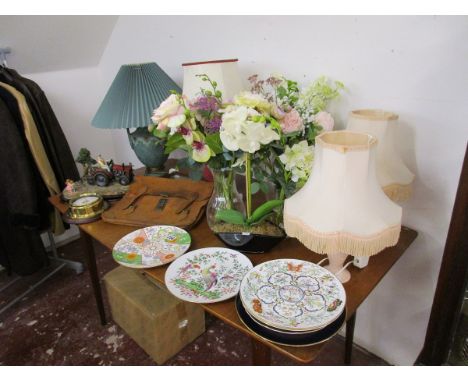 Contents of table top - to include table lamps, barometer, Royal Worcester plates etc