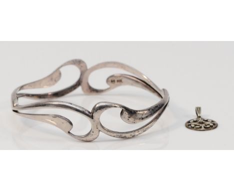 Malcom Gray, a 925 silver bangle, 68mm, and a Ola Gorie pendant, 28gm