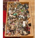 Approximately 10kg of costume jewellery.