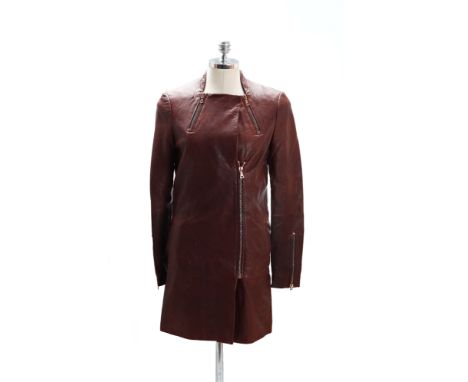 A J BRAND VINTAGE EFFECT LEATHER COAT
In soft brown leather with zip detailing to the check and sleeves
Size XS
Condition: GO