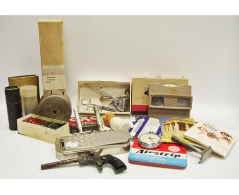 Gentleman's ephemera - cap gun; various razors; Post Office Savings Bank; pocket watch, etc