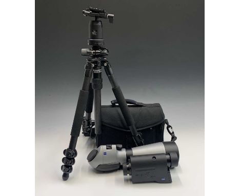 A Carl Zeiss Diascope 85 T*FL, a Zeiss DC4 eyepiece with fitted case and equipment and with a Giottos carbon fibre tripod and