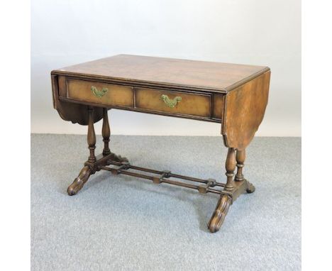 A walnut and crossbanded sofa table, 96cm