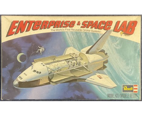 Enterprise &amp; Space Lab Plastic Model Kit (scale 1:144 Length 25.7 cm) by Revell 1881 contents still in the original packa