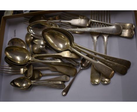 A quantity of various silver cutlery to include caddy spoon, tablespoons, teaspoons and forks. Gross weight, 28 tr.oz.