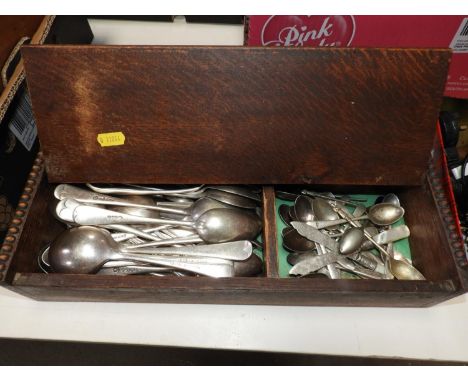Vintage Oak Cutlery Box and Contents 