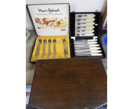 Boxed Vintage Cutlery and Cutlery Canteen - EMPTY 
