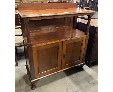 An Edward VII mahogany buffet sideboard 