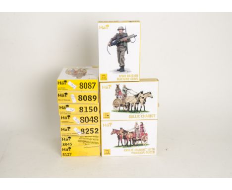 1:72 Scale Plastic Figure Sets, a boxed collection of historical and WW I/II figure sets, including examples by HAT (35) and 