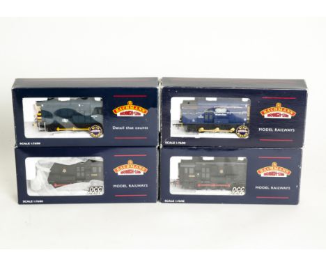 Bachmann OO Gauge Class 08/09 Diesel Shunters, two 32-114 shunters in BR black as no 13238, 32-102A in BR blue as no 08 762, 