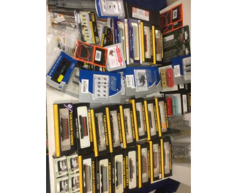 Graham Farish (Bachmann) and Other N Gauge Freight Stock and Accessories, eighteen assorted 'modern image' freight vehicles, 