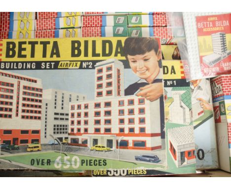 Airfix Betta Bilda, Sets, No 1 (2), No 2 and No 3, various Accessory Boxes (22), Accessory Pack No 13 Base (incorrect bag) an