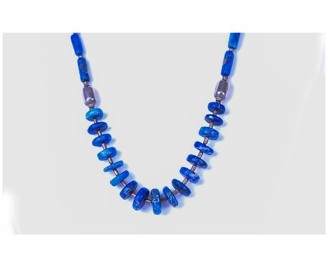 A Vintage Hand Made Silver and Agate Necklace, Marked 925. Length 18 Inches. Excellent Condition.