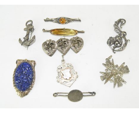 Collection of antique silver broaches (9)