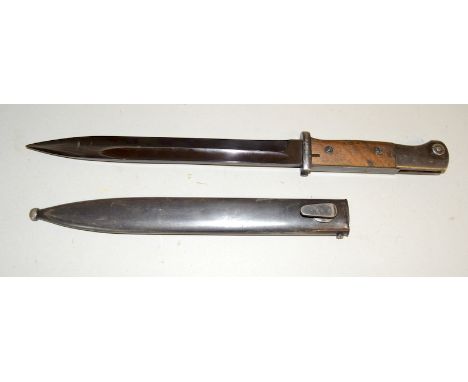 A good clean WW2 Third Reich knife bayonet in its steel scabbard. 25cms blade length