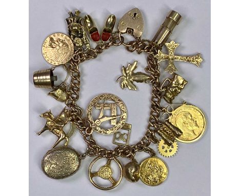 EXCELLENT 9CT GOLD CHARM BRACELET - with padlock clasp holding 20 various charms to include a 1914 United States 2 1/2 dollar