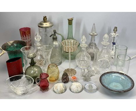 GLASSWARE - a mixed collection to include a Stuart Crystal cut glass lamp with chrome mounts, 37cms H, smaller Stuart Crystal