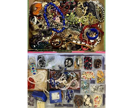 COSTUME JEWELLERY - a large and interesting collection to include simulated pearl necklaces, various brooches and bracelets, 