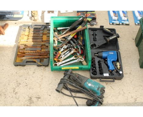 AN ASSORTMENT OF TOOLS TO INCLUDE DRILL BITS, SPANNERS AND A MAKITA ELECTRIC SDS DRILL ETC