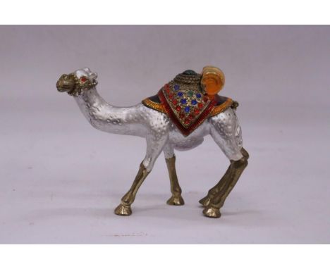 A VINTAGE JEWELLED AND ENAMEL EGYPTIAN CAMEL TRINKET BOX 