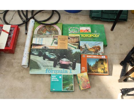 AN ASSORTMENT OF VINTAGE AND RETRO BOARD GAMES AND JIGSAWS 