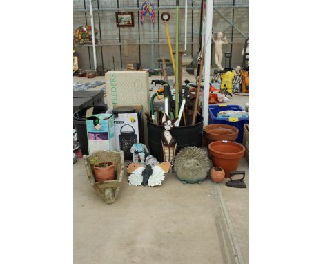 A LARGE ASSORTMENT OF GARDEN ITEMS TO INCLUDE PLANT POTS, FIGURES AND TOOLS ETC