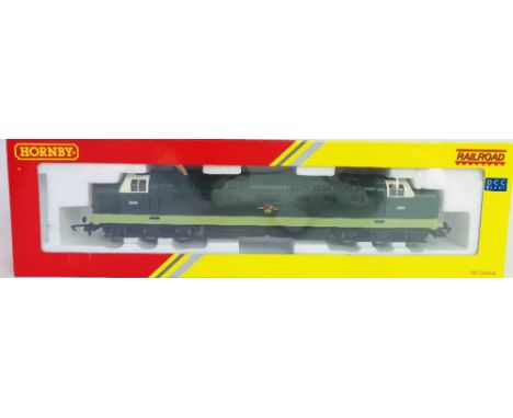 Hornby OO gauge D9016 BR two tone Green class 55 Deltic diesel locomotive boxed
