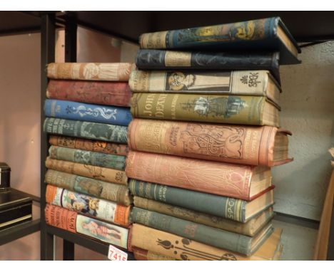 Quantity of vintage hardback books 