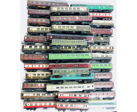 Hornby and Lima OO gauge large lot of passenger coaches all unboxed