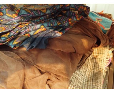Collection of vintage ladies clothing including hats and shoes etc