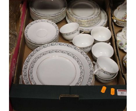 A Boot's Lansdowne china six-place setting tea and dinner service