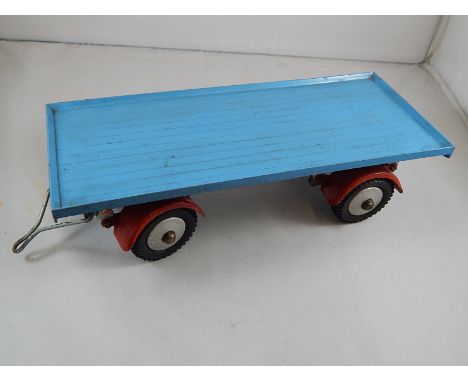 SHACKLETON DYSON 8 TON DRAWBAR TRAILER, LIGHT BLUE, COMPLETE WITH NEW SPRING HANGERS & WITH TOWING PIN