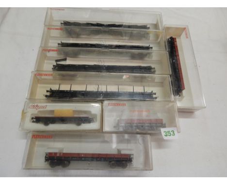 FLEISCHMANN 4 X BOXED 5286 STEEL WAGONS, 5569, 5281 BOGIE WAGON X2