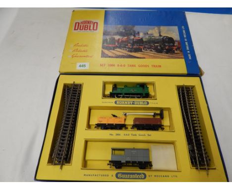 HORNBY DUBLO BOXED 0-6-0 TANK GOODS SET WITH LOCO 31340 N/R, & BOXED BATTERY CONTROLLER