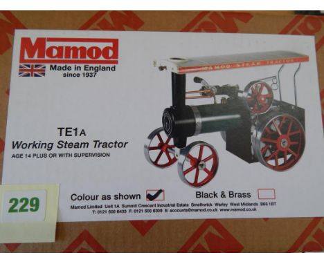 BOXED MAMOD TE1A STEAM TRACTOR IN VGC