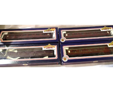 Four Bachmann Thompson BR Maroon coaches. Very good condition, wrong boxes. P&amp;P Group 1 (£14+VAT for the first lot and £1