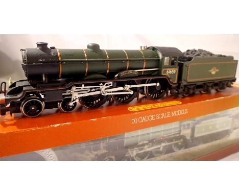 Hornby Class B17 refinished Green, Late Crest, 61659, East Anglian detailed, tender top loose, box poor. P&amp;P Group 1 (£14