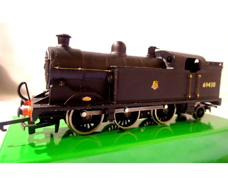 Modified Hornby Dublo 0.6.2. Tank refinished in Black, Early Crest, 69430, loose body, storage wear to box. P&amp;P Group 1 (